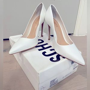 SCHUTZ LOU LEATHER PUMP (WHITE)